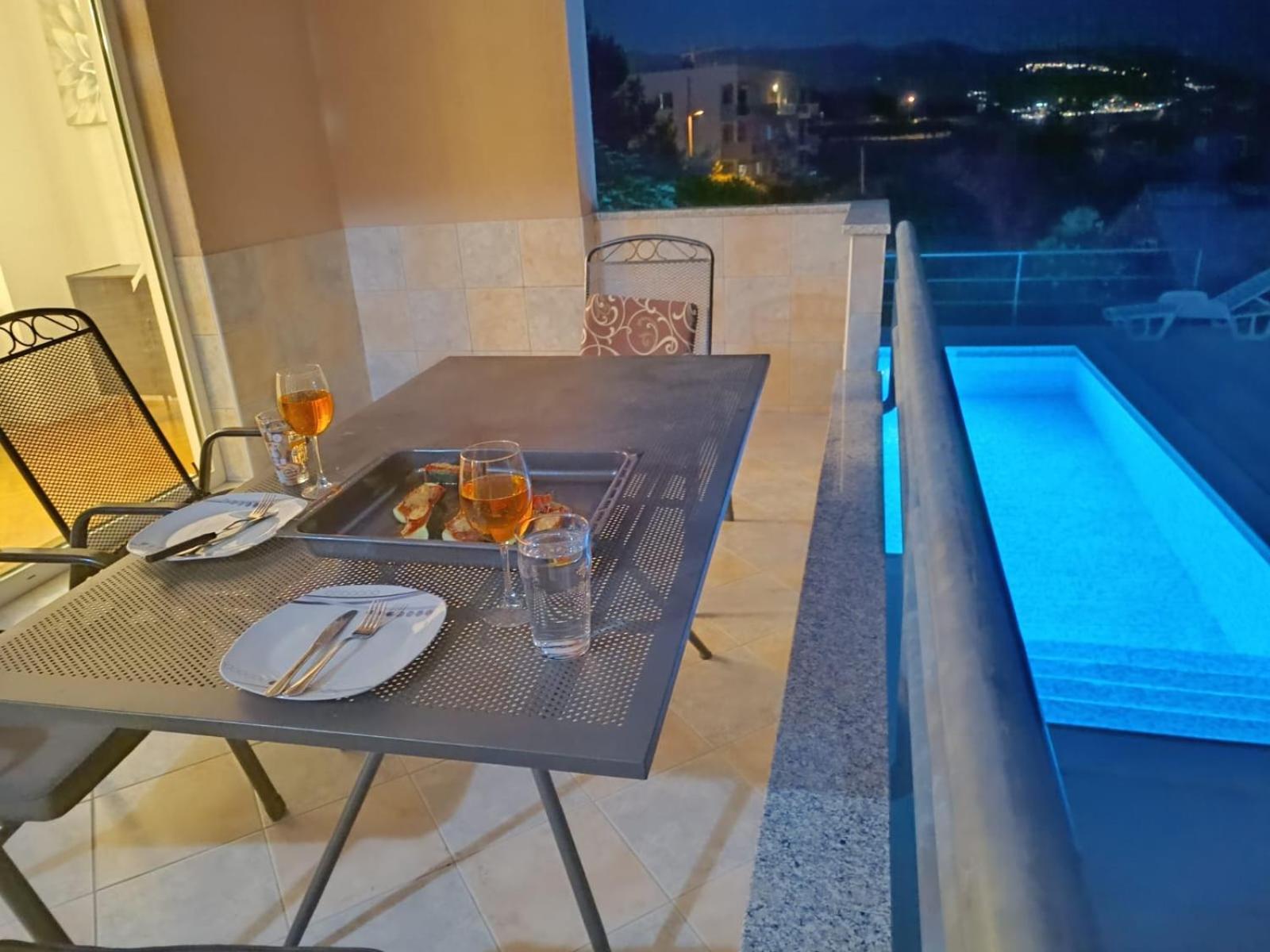 Apartment Lo - With Swimming Pool Split Kültér fotó