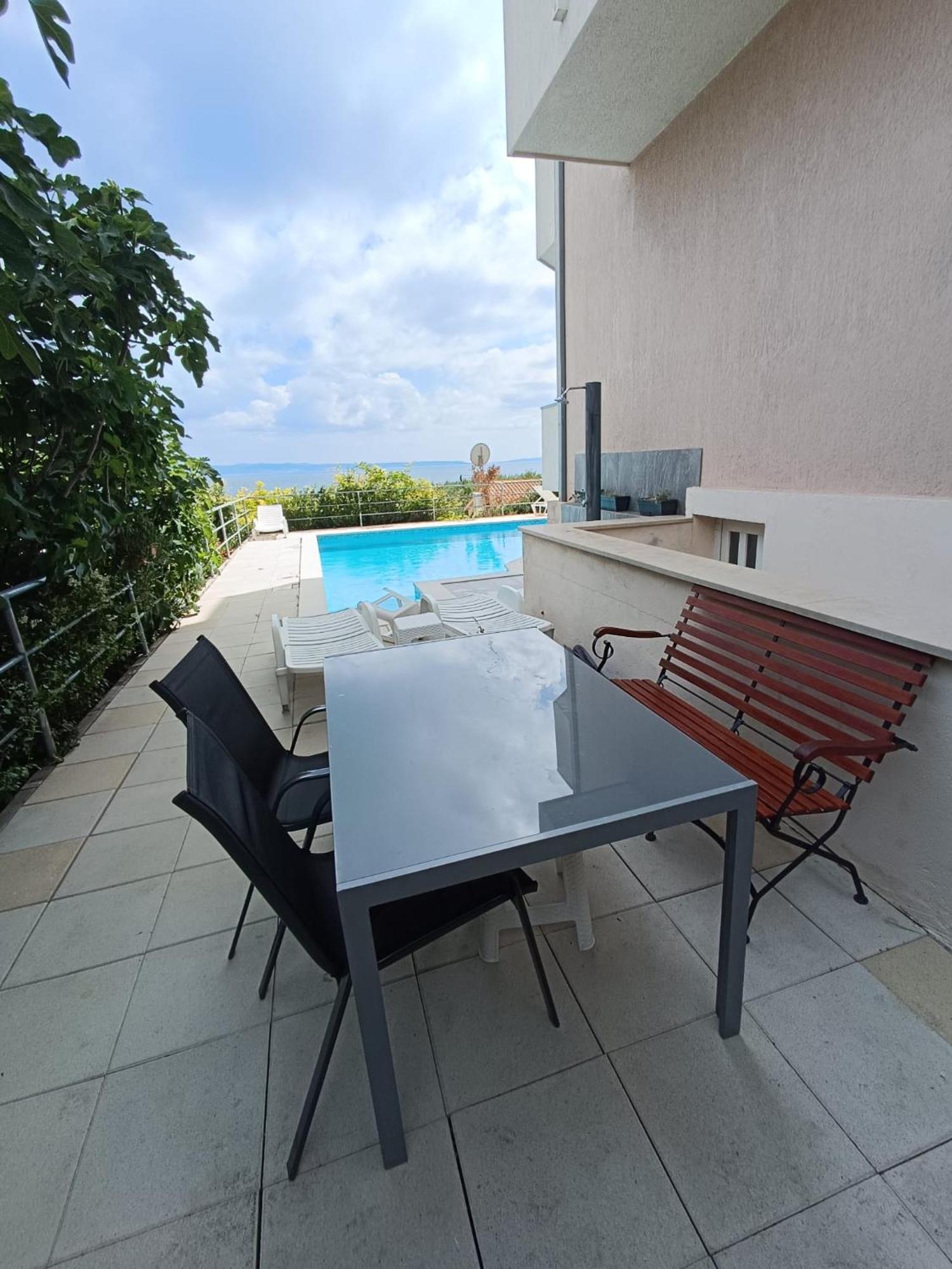 Apartment Lo - With Swimming Pool Split Kültér fotó